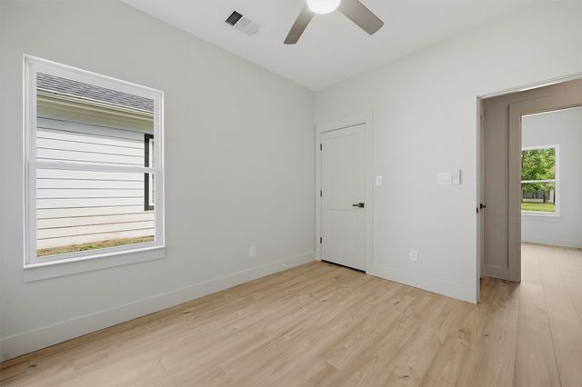 110 W Hull Street, Denison, TX 75021