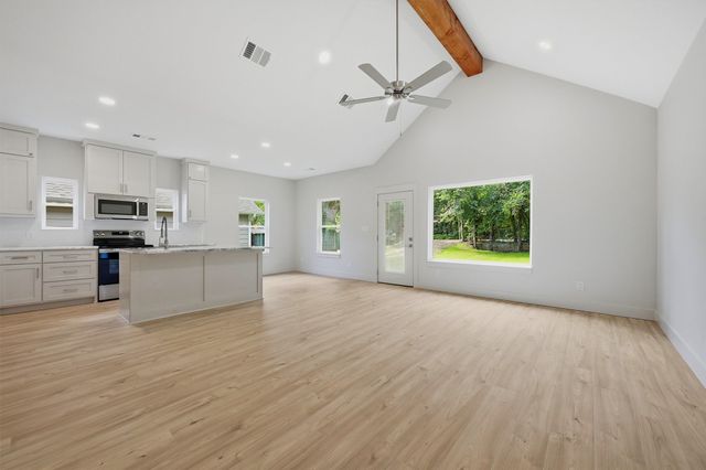 110 W Hull Street, Denison, TX 75021