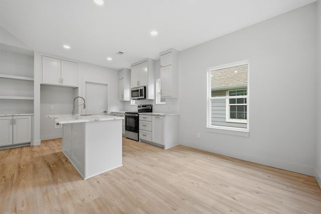 110 W Hull Street, Denison, TX 75021