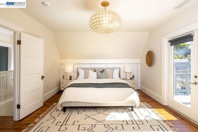 2420 9th Ave, Oakland, CA 94606