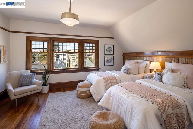 2420 9th Ave, Oakland, CA 94606