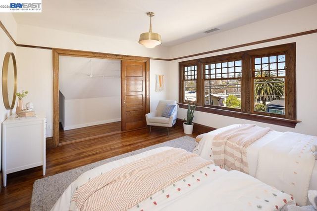 2420 9th Ave, Oakland, CA 94606