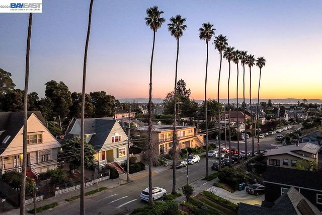 2420 9th Ave, Oakland, CA 94606