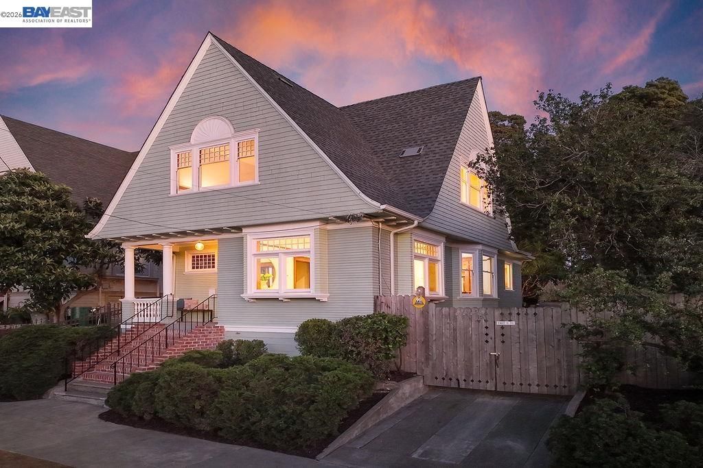 2420 9th Ave, Oakland, CA 94606