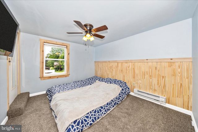 455-457 W 5TH STREET, Waynesboro, PA 17268