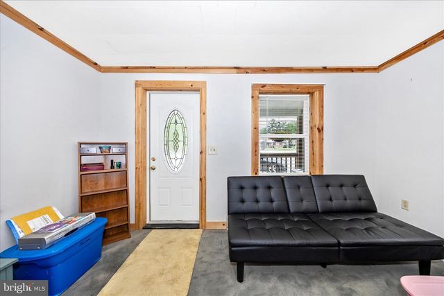 455-457 W 5TH STREET, Waynesboro, PA 17268