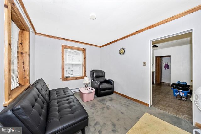 455-457 W 5TH STREET, Waynesboro, PA 17268