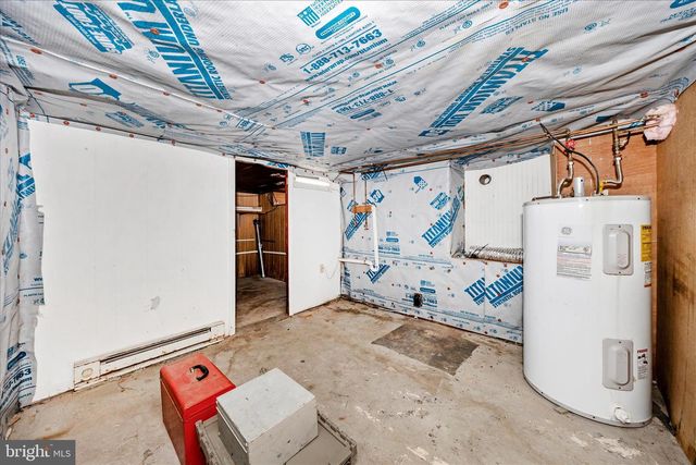 455-457 W 5TH STREET, Waynesboro, PA 17268