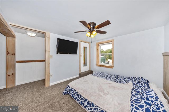 455-457 W 5TH STREET, Waynesboro, PA 17268