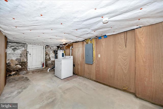 455-457 W 5TH STREET, Waynesboro, PA 17268