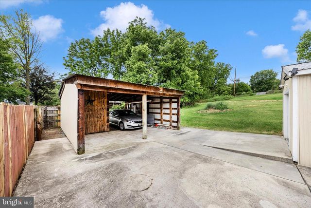455-457 W 5TH STREET, Waynesboro, PA 17268