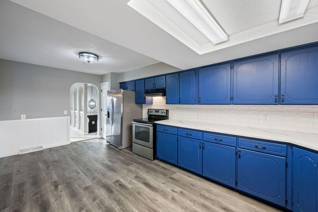 309 WILDWOOD RD Road, Council Bluffs, IA 51503