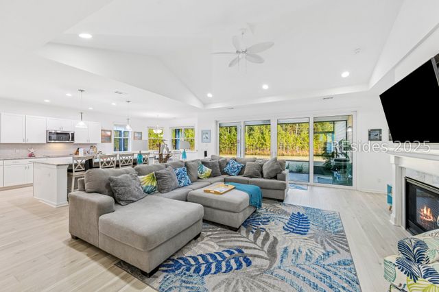 1156 Parrot Ave, Hardeeville, SC 29927