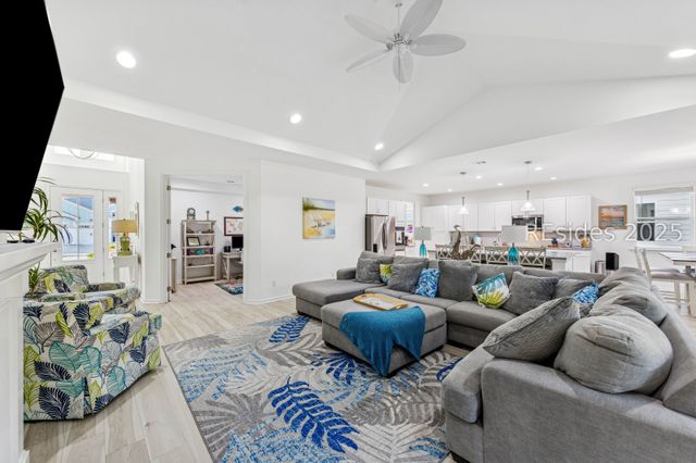 1156 Parrot Ave, Hardeeville, SC 29927