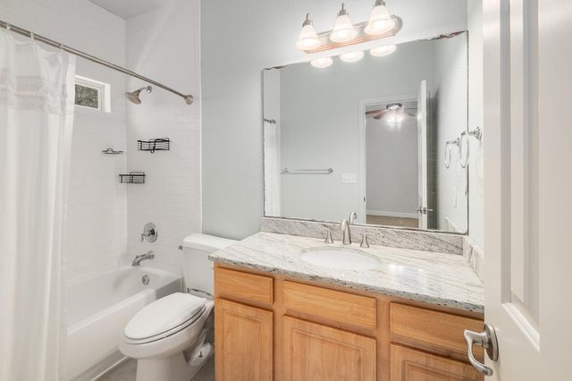 4803 Pecan Springs RD B, Austin, TX 78723