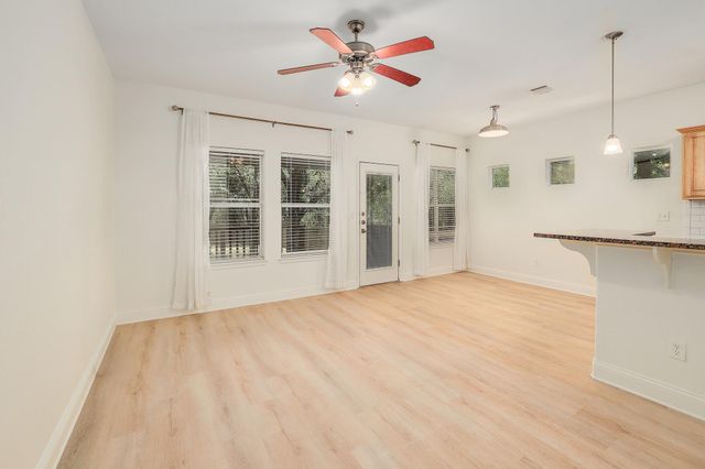 4803 Pecan Springs RD B, Austin, TX 78723