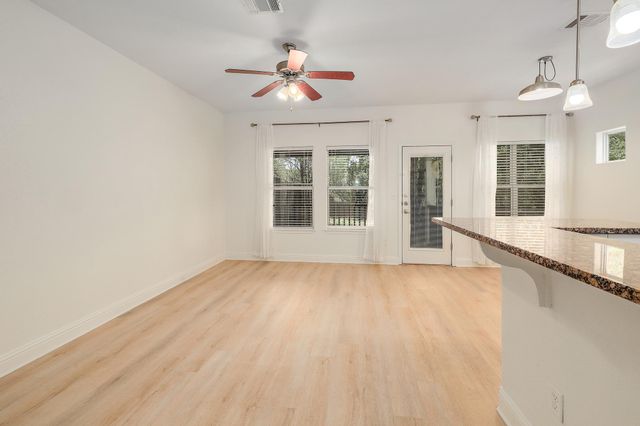 4803 Pecan Springs RD B, Austin, TX 78723