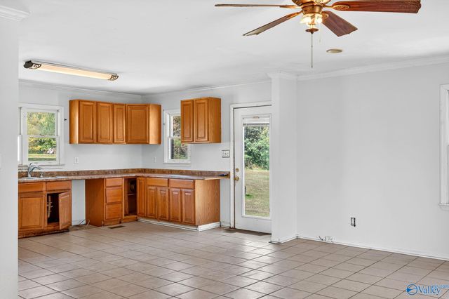 7521A Moores Mill Road NE, Huntsville, AL 35811