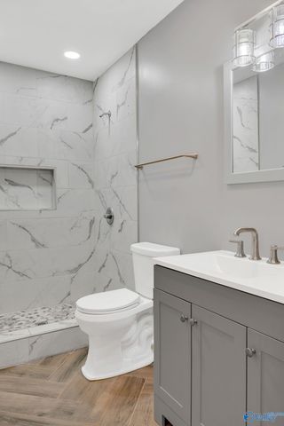 7521A Moores Mill Road NE, Huntsville, AL 35811