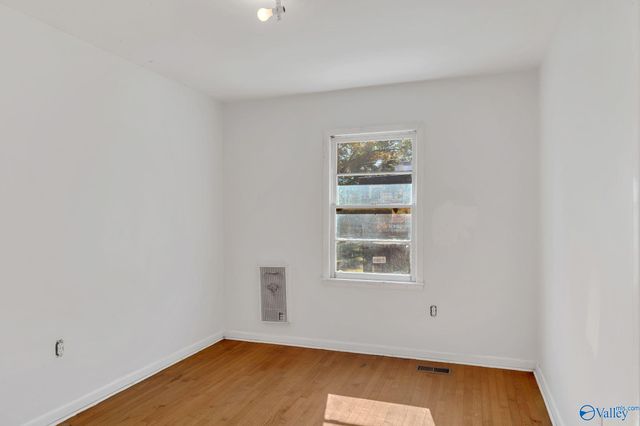 7521A Moores Mill Road NE, Huntsville, AL 35811