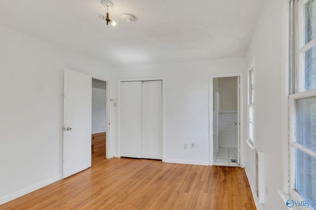 7521A Moores Mill Road NE, Huntsville, AL 35811