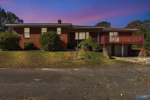 7521A Moores Mill Road NE, Huntsville, AL 35811