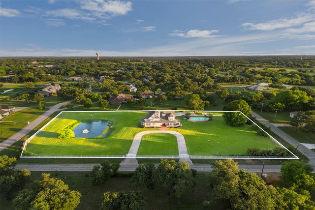 5200 Hopper Road, Burleson, TX 76028