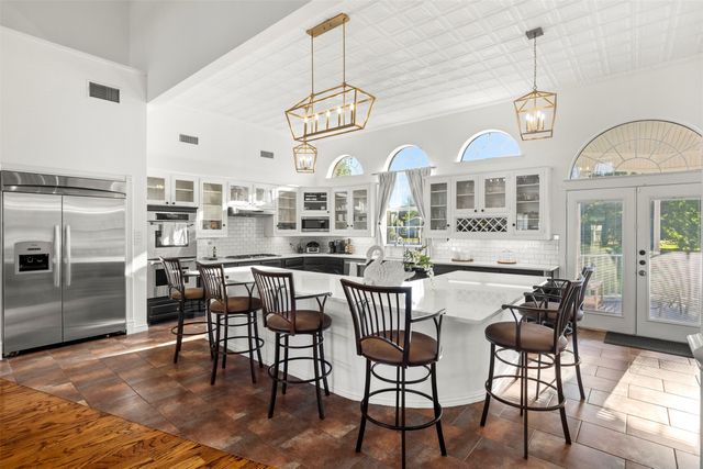 5200 Hopper Road, Burleson, TX 76028