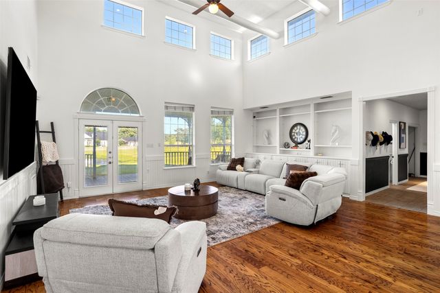 5200 Hopper Road, Burleson, TX 76028