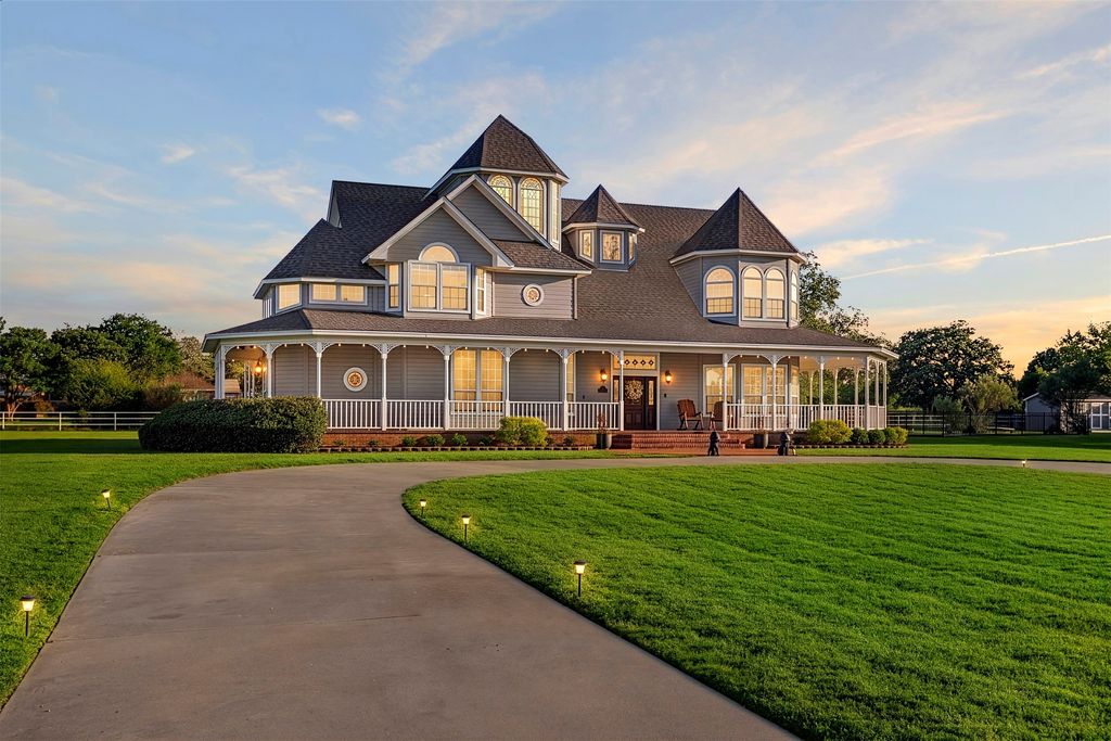 5200 Hopper Road, Burleson, TX 76028
