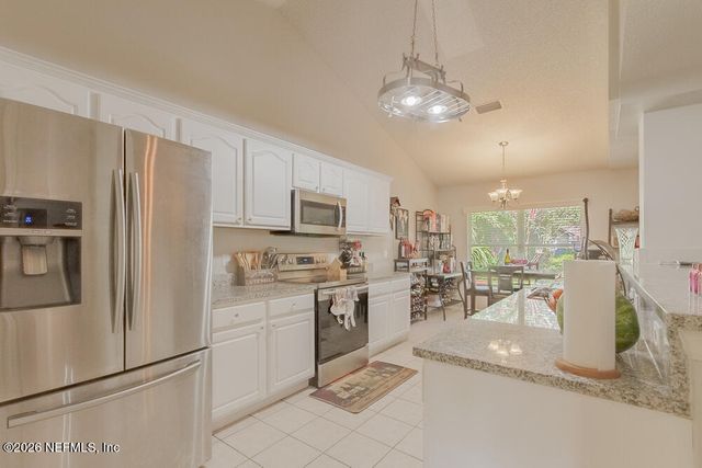 1604 BRIGHTON BLUFF Court, Fleming Island, FL 32003