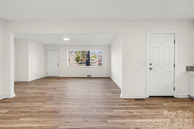 1407 Sherwood Drive, Kannapolis, NC 28081