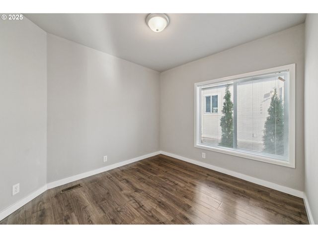 507 Ne 99TH St 95, Vancouver, WA 98665