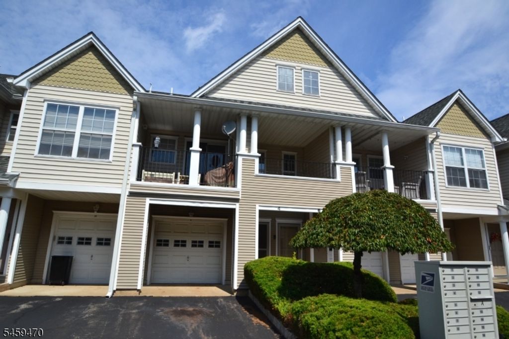 4 Collura Ln, Clifton City, NJ 07012 — exterior