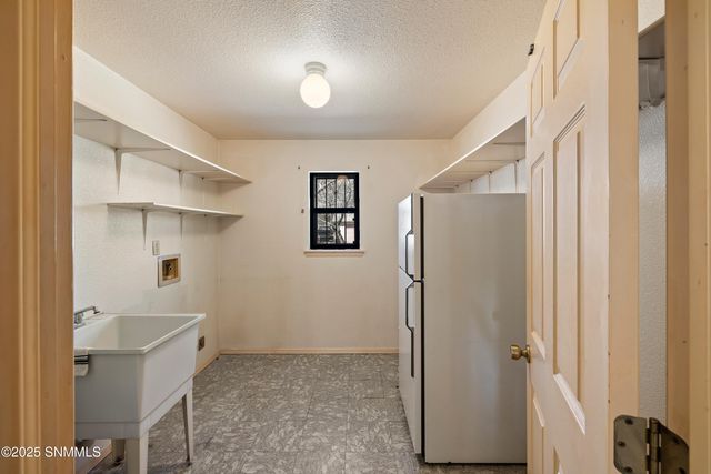 1730 Valencia Drive, Las Cruces, NM 88001