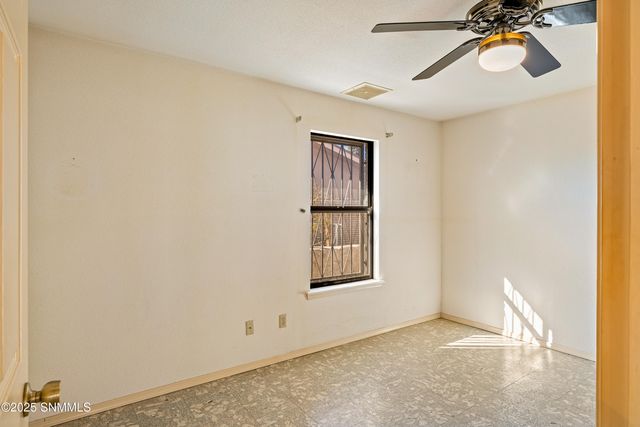 1730 Valencia Drive, Las Cruces, NM 88001