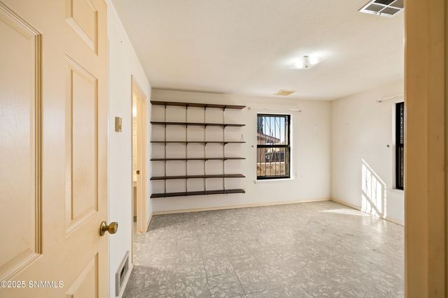 1730 Valencia Drive, Las Cruces, NM 88001