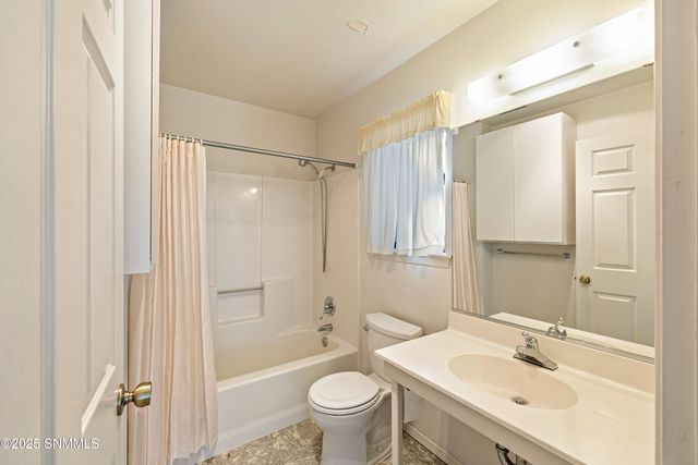 1730 Valencia Drive, Las Cruces, NM 88001