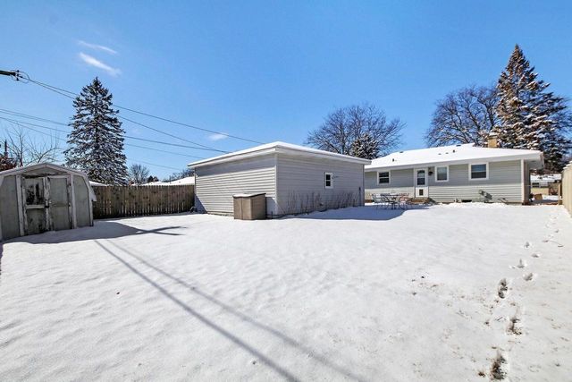 8015 48th AVENUE, Kenosha, WI 53142