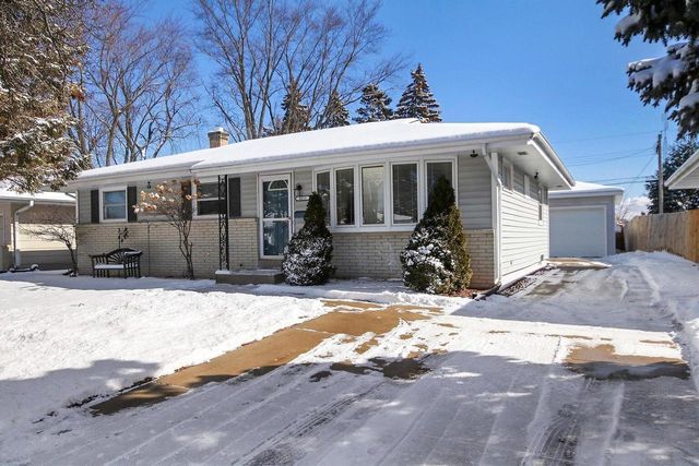 8015 48th AVENUE, Kenosha, WI 53142