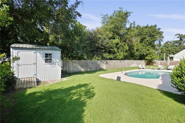 6 Quail Run, Brunswick, GA 31525