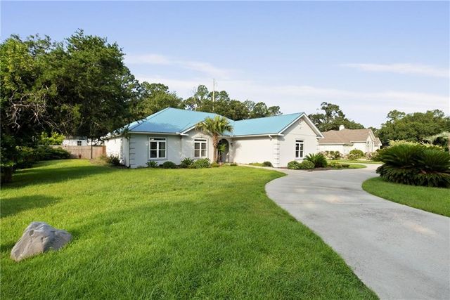 6 Quail Run, Brunswick, GA 31525