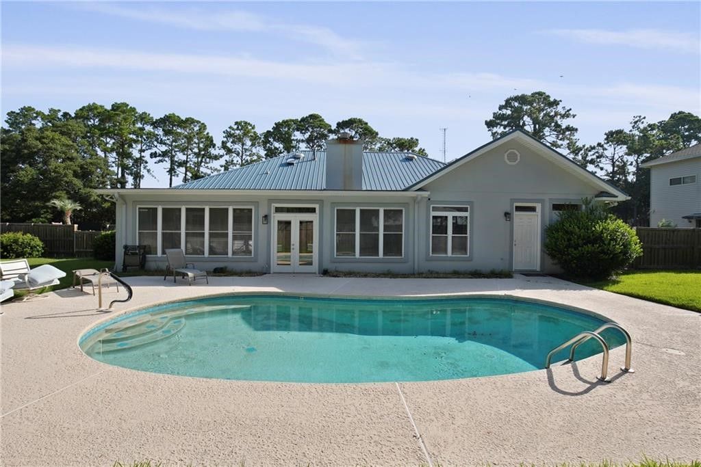 6 Quail Run, Brunswick, GA 31525