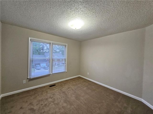 144 Hunters Trace, Dallas, GA 30157