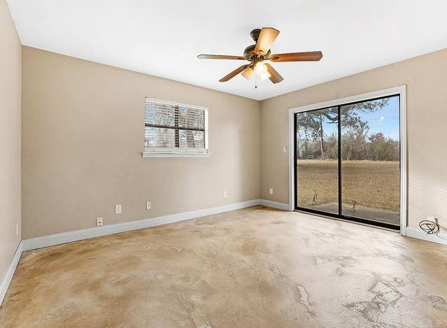 5602 W Kyle Rd Road, Texarkana, TX 75503