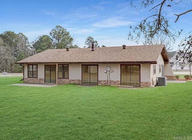 5602 W Kyle Rd Road, Texarkana, TX 75503