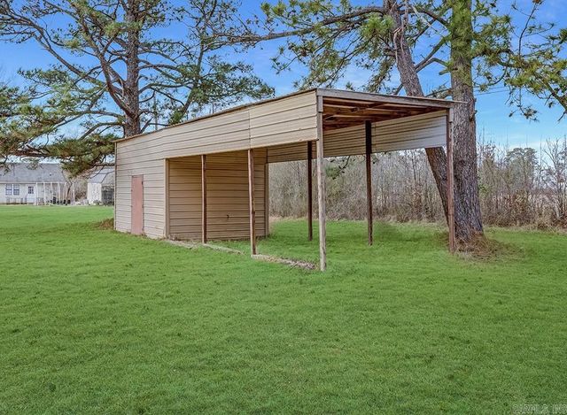 5602 W Kyle Rd Road, Texarkana, TX 75503