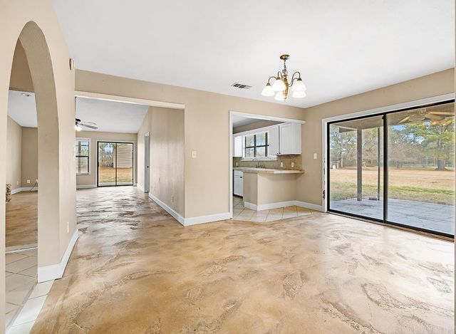 5602 W Kyle Rd Road, Texarkana, TX 75503