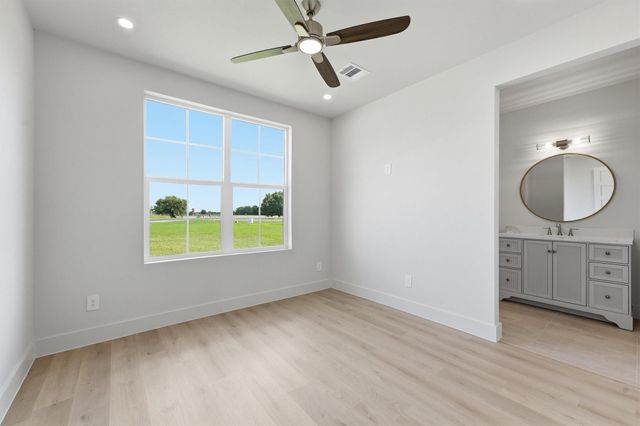 5024 Sophie Slansky Way, Sealy, TX 77474
