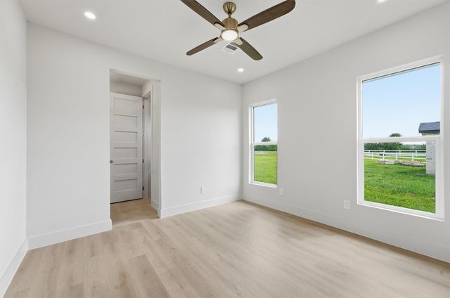 5024 Sophie Slansky Way, Sealy, TX 77474